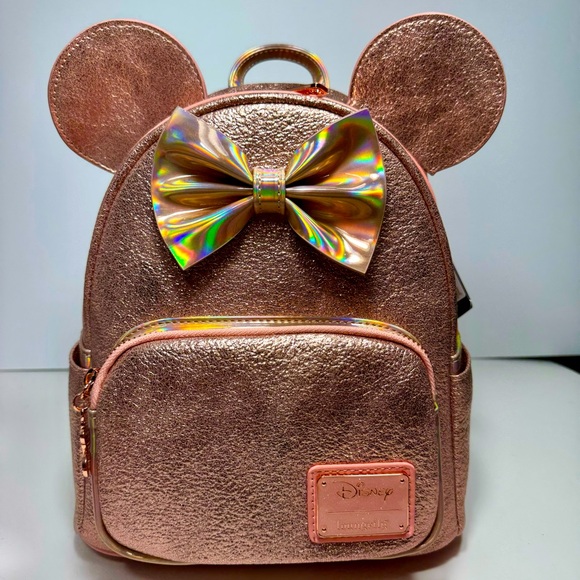 NWT. Loungefly Disney Minnie Mouse backpack. Metallic pink iridescent color - Picture 1 of 16